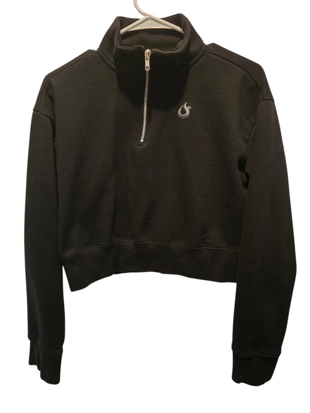 District Black Cropped Quarter-Zip Sweatshirt SZ M